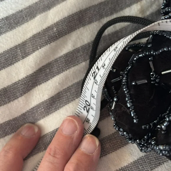 Sweet Vintage Beaded Drawstring Purse! - Picture 5 of 9